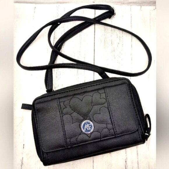 Crossbody Black Travel Bag Purse Multi Compartments New - Picture 1 of 10